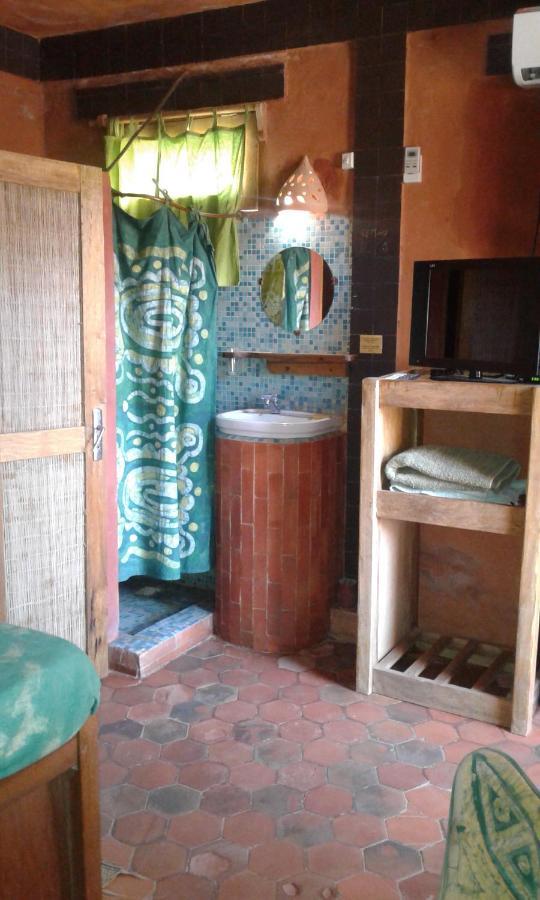 Sobo Bade Hotel Toubab Dialaw Exterior photo