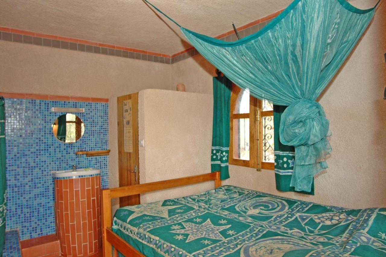 Sobo Bade Hotel Toubab Dialaw Exterior photo