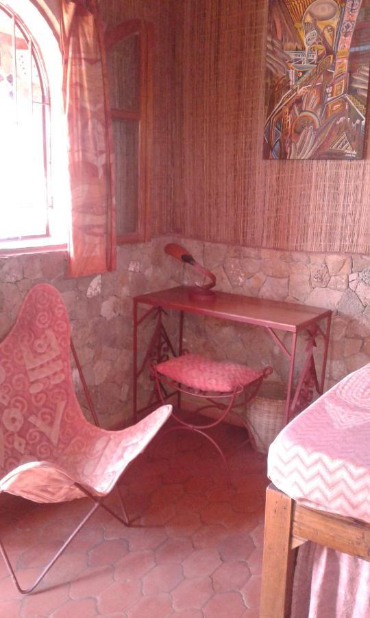 Sobo Bade Hotel Toubab Dialaw Exterior photo